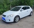Білий Кіа Сід, об'ємом двигуна 1.6 л та пробігом 124 тис. км за 5900 $, фото 2 на Automoto.ua