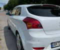 Киа Сид 2008 в Житомире на Automoto.ua Белый Киа Сид, объемом двигателя 1.6 л и пробегом 234 тыс. км за 5750 $, фото 3 на Automoto.ua