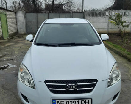 Белый Киа Сид, объемом двигателя 1.6 л и пробегом 182 тыс. км за 6100 $, фото 21 на Automoto.ua