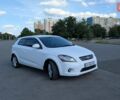Белый Киа Сид, объемом двигателя 1.6 л и пробегом 160 тыс. км за 5250 $, фото 1 на Automoto.ua