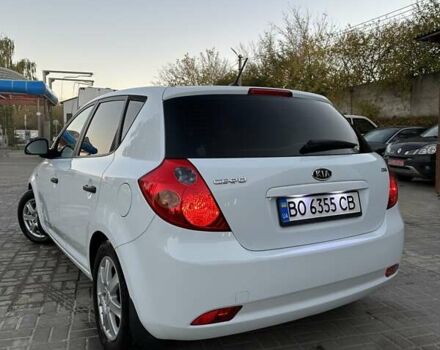 Белый Киа Сид, объемом двигателя 1.6 л и пробегом 229 тыс. км за 5799 $, фото 12 на Automoto.ua