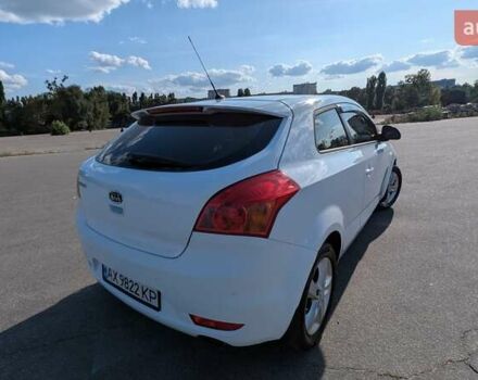 Белый Киа Сид, объемом двигателя 1.6 л и пробегом 160 тыс. км за 5250 $, фото 9 на Automoto.ua