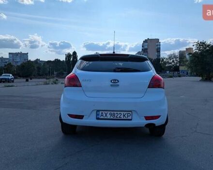 Белый Киа Сид, объемом двигателя 1.6 л и пробегом 160 тыс. км за 5250 $, фото 10 на Automoto.ua