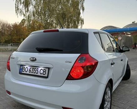 Белый Киа Сид, объемом двигателя 1.6 л и пробегом 229 тыс. км за 5799 $, фото 10 на Automoto.ua
