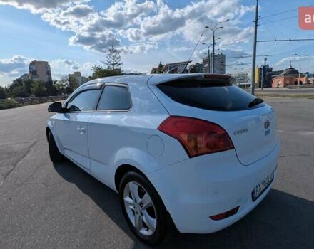 Белый Киа Сид, объемом двигателя 1.6 л и пробегом 160 тыс. км за 5250 $, фото 8 на Automoto.ua