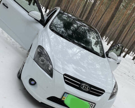 Білий Кіа Сід, об'ємом двигуна 1.4 л та пробігом 130 тис. км за 6000 $, фото 4 на Automoto.ua