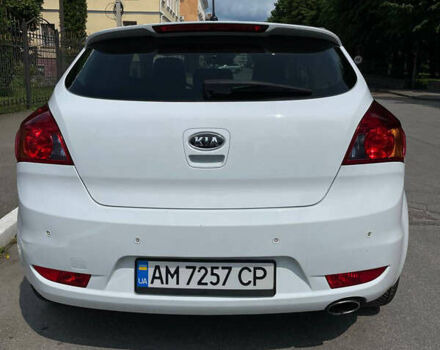 Киа Сид 2008 в Житомире на Automoto.ua Белый Киа Сид, объемом двигателя 1.6 л и пробегом 234 тыс. км за 5750 $, фото 2 на Automoto.ua