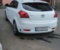 Белый Киа Сид, объемом двигателя 1.4 л и пробегом 170 тыс. км за 5100 $, фото 2 на Automoto.ua