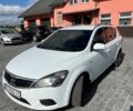 Белый Киа Сид, объемом двигателя 1.58 л и пробегом 393 тыс. км за 5700 $, фото 6 на Automoto.ua