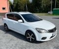 Белый Киа Сид, объемом двигателя 1.58 л и пробегом 393 тыс. км за 5700 $, фото 1 на Automoto.ua