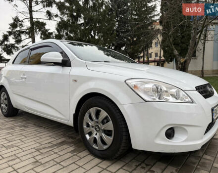 Белый Киа Сид, объемом двигателя 1.59 л и пробегом 178 тыс. км за 5700 $, фото 32 на Automoto.ua