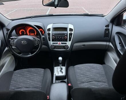 Білий Кіа Сід, об'ємом двигуна 1.6 л та пробігом 167 тис. км за 5700 $, фото 15 на Automoto.ua