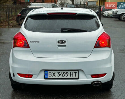 Белый Киа Сид, объемом двигателя 1.4 л и пробегом 178 тыс. км за 4777 $, фото 4 на Automoto.ua
