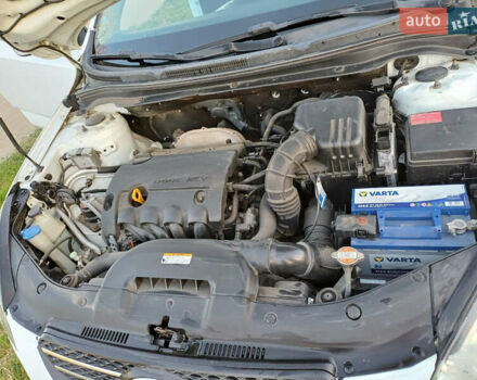 Белый Киа Сид, объемом двигателя 1.4 л и пробегом 255 тыс. км за 5300 $, фото 19 на Automoto.ua