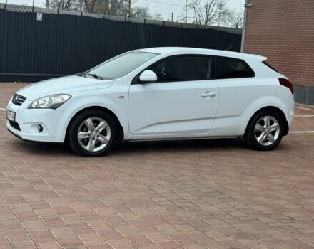 Білий Кіа Сід, об'ємом двигуна 1.6 л та пробігом 167 тис. км за 5700 $, фото 4 на Automoto.ua