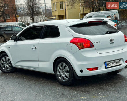 Белый Киа Сид, объемом двигателя 1.4 л и пробегом 178 тыс. км за 4777 $, фото 3 на Automoto.ua