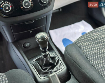 Белый Киа Сид, объемом двигателя 1.4 л и пробегом 178 тыс. км за 4777 $, фото 15 на Automoto.ua