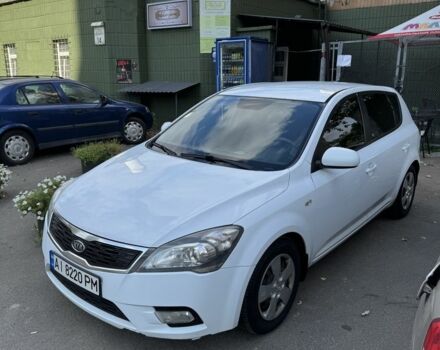 Білий Кіа Сід, об'ємом двигуна 1.6 л та пробігом 350 тис. км за 6750 $, фото 2 на Automoto.ua
