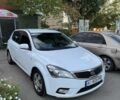 Білий Кіа Сід, об'ємом двигуна 1.6 л та пробігом 350 тис. км за 6750 $, фото 1 на Automoto.ua