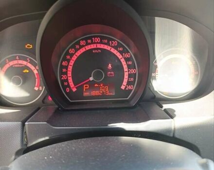 Белый Киа Сид, объемом двигателя 1.59 л и пробегом 188 тыс. км за 5700 $, фото 4 на Automoto.ua