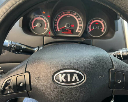 Белый Киа Сид, объемом двигателя 1.59 л и пробегом 255 тыс. км за 5700 $, фото 4 на Automoto.ua