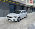 Белый Киа Сид, объемом двигателя 1.59 л и пробегом 196 тыс. км за 7850 $, фото 2 на Automoto.ua