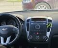 Белый Киа Сид, объемом двигателя 1.4 л и пробегом 180 тыс. км за 8000 $, фото 8 на Automoto.ua