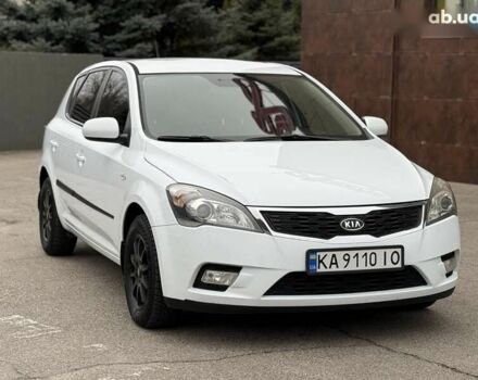 Белый Киа Сид, объемом двигателя 1.6 л и пробегом 193 тыс. км за 6999 $, фото 6 на Automoto.ua