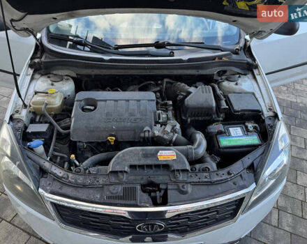 Киа Сид 2011 в Львове на Automoto.ua Белый Киа Сид, объемом двигателя 1.6 л и пробегом 209 тыс. км за 6200 $, фото 8 на Automoto.ua