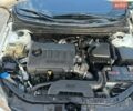 Белый Киа Сид, объемом двигателя 1.58 л и пробегом 249 тыс. км за 5500 $, фото 11 на Automoto.ua