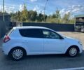 Белый Киа Сид, объемом двигателя 1.4 л и пробегом 202 тыс. км за 6000 $, фото 10 на Automoto.ua