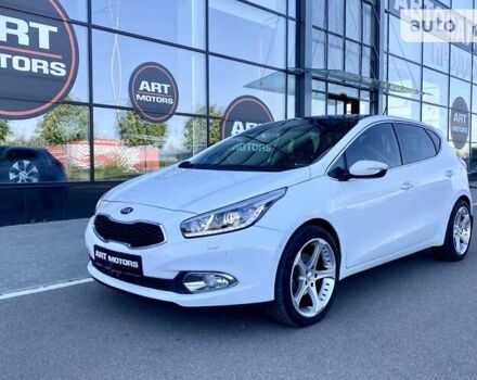 Белый Киа Сид, объемом двигателя 1.6 л и пробегом 175 тыс. км за 11900 $, фото 8 на Automoto.ua