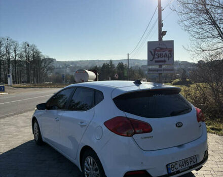 Белый Киа Сид, объемом двигателя 1.6 л и пробегом 263 тыс. км за 8999 $, фото 3 на Automoto.ua