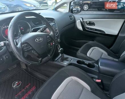 Білий Кіа Сід, об'ємом двигуна 1.59 л та пробігом 183 тис. км за 10500 $, фото 12 на Automoto.ua