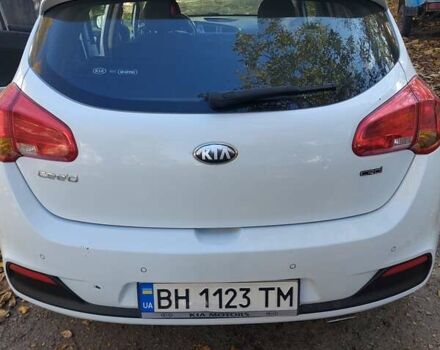Белый Киа Сид, объемом двигателя 1.4 л и пробегом 283 тыс. км за 6800 $, фото 12 на Automoto.ua