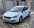 Білий Кіа Сід, об'ємом двигуна 1.4 л та пробігом 287 тис. км за 6999 $, фото 17 на Automoto.ua