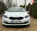 Белый Киа Сид, объемом двигателя 1.4 л и пробегом 287 тыс. км за 7800 $, фото 4 на Automoto.ua