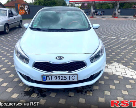 Киа Сид 2012 в Полтаве на Automoto.ua Белый Киа Сид, объемом двигателя 1.6 л и пробегом 180 тыс. км за 9000 $, фото 3 на Automoto.ua