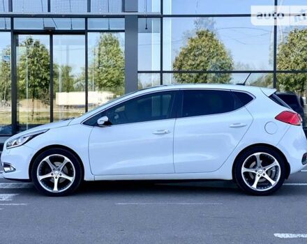 Белый Киа Сид, объемом двигателя 1.6 л и пробегом 175 тыс. км за 11900 $, фото 7 на Automoto.ua