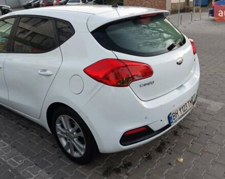 Белый Киа Сид, объемом двигателя 1.4 л и пробегом 283 тыс. км за 6800 $, фото 19 на Automoto.ua