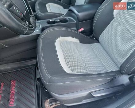 Білий Кіа Сід, об'ємом двигуна 1.59 л та пробігом 183 тис. км за 10500 $, фото 14 на Automoto.ua