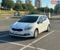 Белый Киа Сид, объемом двигателя 1.59 л и пробегом 186 тыс. км за 9100 $, фото 3 на Automoto.ua