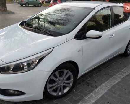 Белый Киа Сид, объемом двигателя 1.4 л и пробегом 283 тыс. км за 6800 $, фото 20 на Automoto.ua