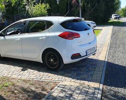 Білий Кіа Сід, об'ємом двигуна 1.59 л та пробігом 146 тис. км за 8800 $, фото 4 на Automoto.ua