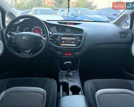 Білий Кіа Сід, об'ємом двигуна 1.59 л та пробігом 183 тис. км за 10500 $, фото 18 на Automoto.ua