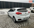 Белый Киа Сид, объемом двигателя 1.4 л и пробегом 198 тыс. км за 8000 $, фото 6 на Automoto.ua