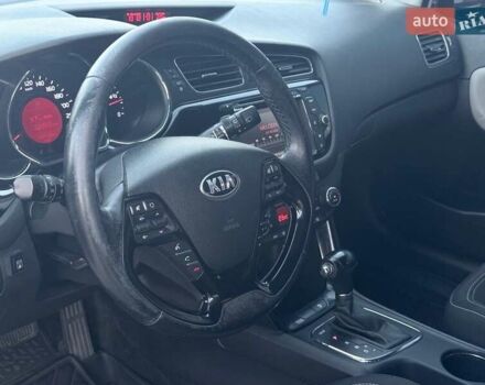 Білий Кіа Сід, об'ємом двигуна 1.59 л та пробігом 183 тис. км за 10500 $, фото 11 на Automoto.ua