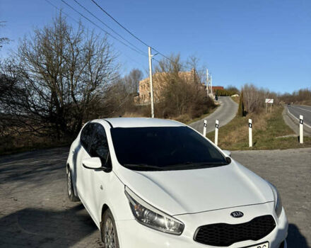 Белый Киа Сид, объемом двигателя 1.6 л и пробегом 263 тыс. км за 8999 $, фото 7 на Automoto.ua