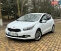Белый Киа Сид, объемом двигателя 1.4 л и пробегом 287 тыс. км за 7800 $, фото 5 на Automoto.ua