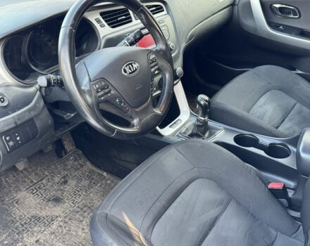 Білий Кіа Сід, об'ємом двигуна 1.4 л та пробігом 278 тис. км за 7300 $, фото 6 на Automoto.ua